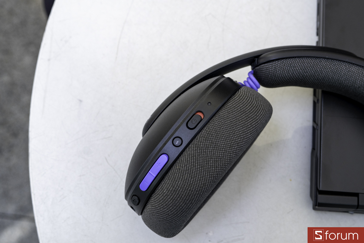 Phím bấm chức năng trên Logitech G325