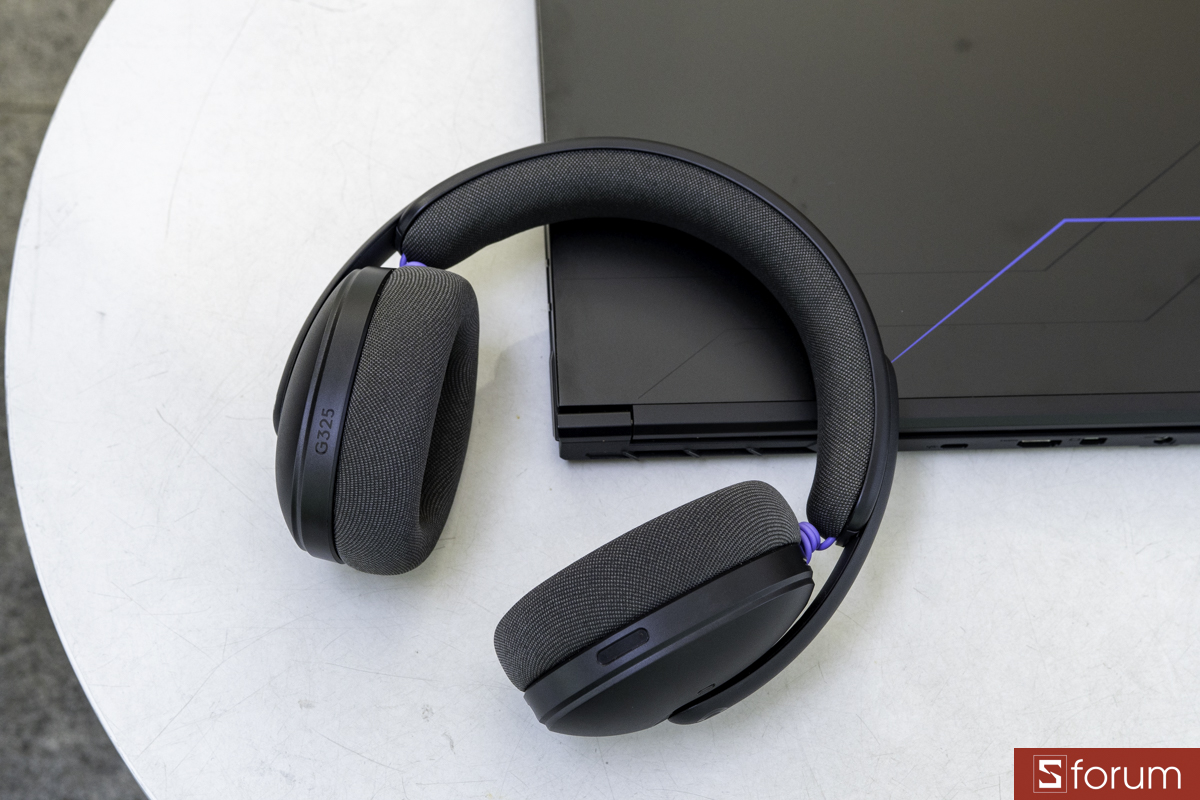 Ngoại hình Logitech G325