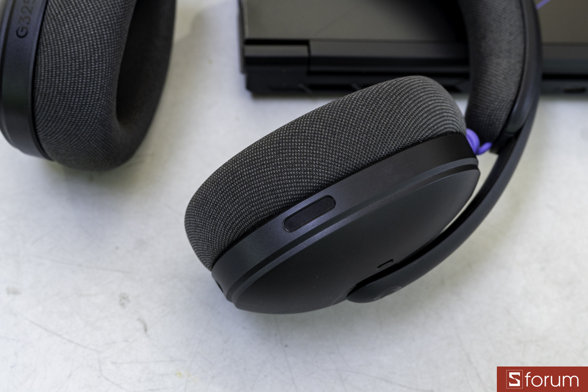 Micro thoại trên Logitech G325