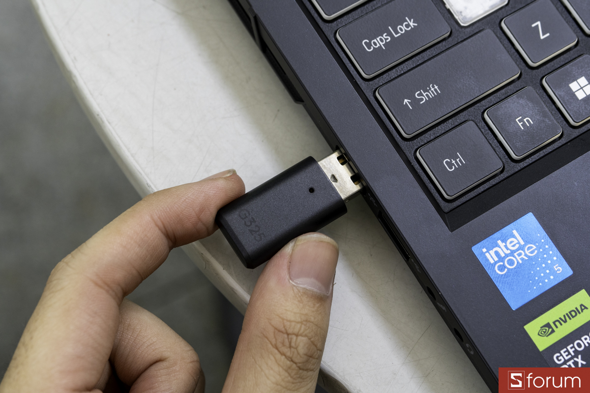 Phụ kiện Logitech G325
