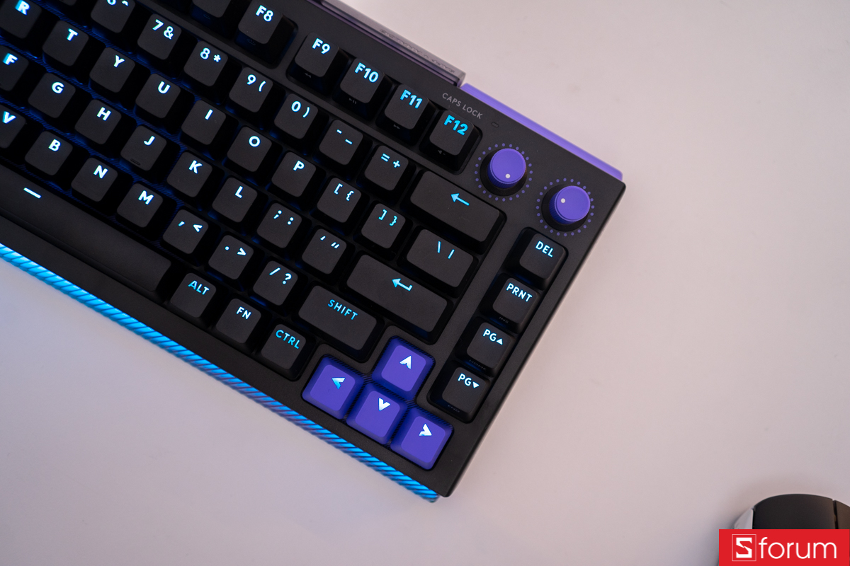 Mặt trước Logitech G512 X 75