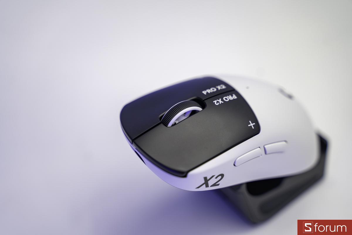 Màu sắc mới trên Logitech Pro X2 Superstrike