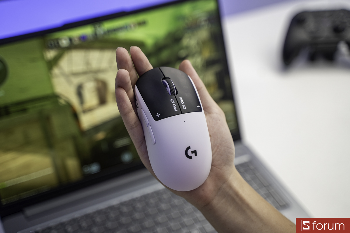 Trên tay Logitech Pro X2 Superstrike Lightspeed