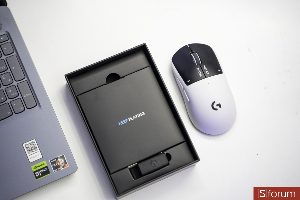 Mở hộp Logitech Pro X2 Superstrike Lightspeed