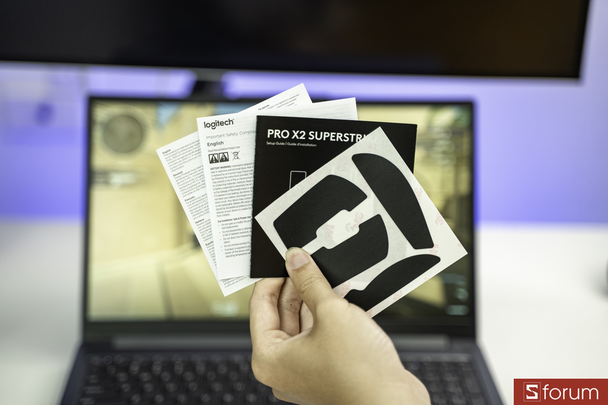 Bộ sách hướng dẫn sử dụng và miếng dán grid