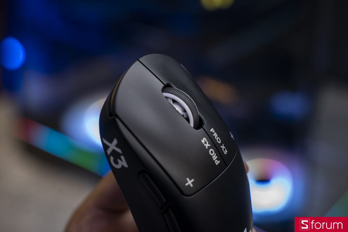 Mặt trên Logitech PRO X3 SUPERSTRIKE