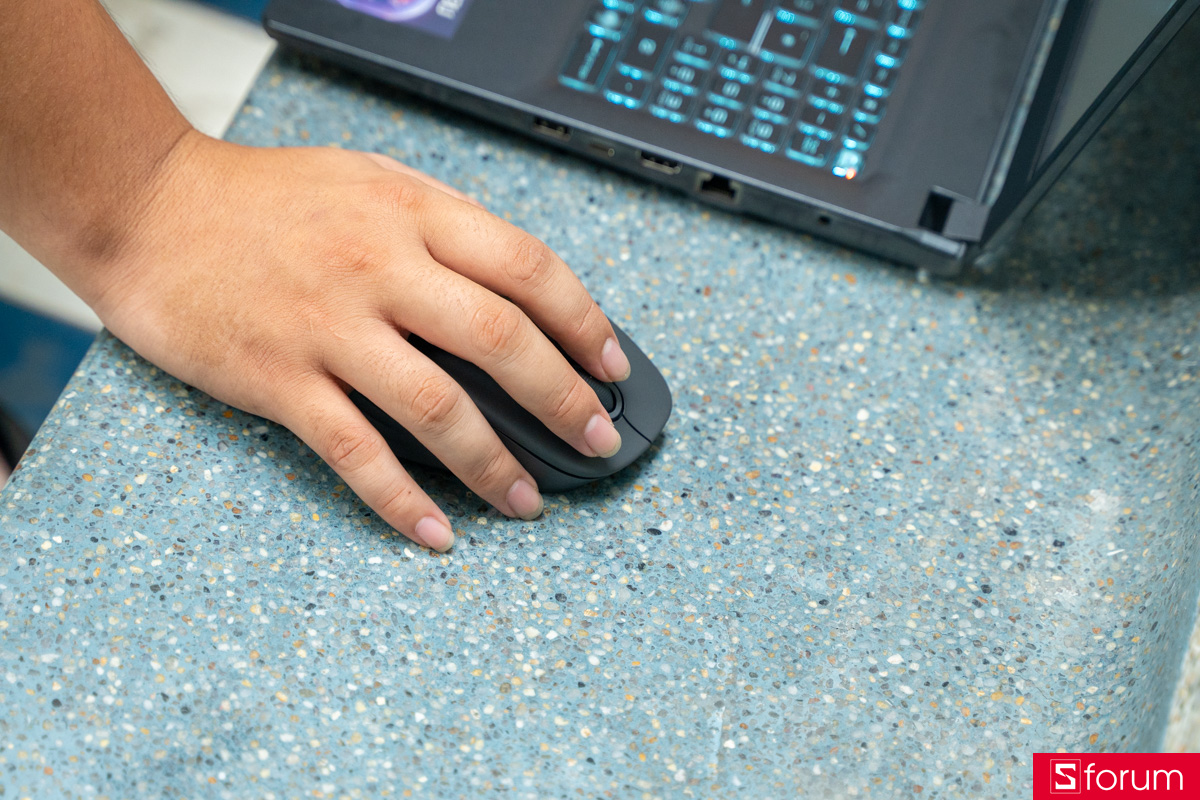 Cảm giác di chuột Logitech M840 L