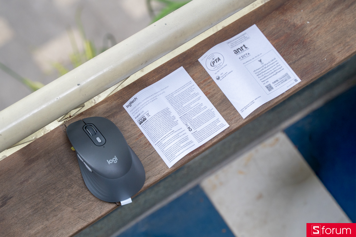 Phụ kiện kèm theo Logitech M840 L