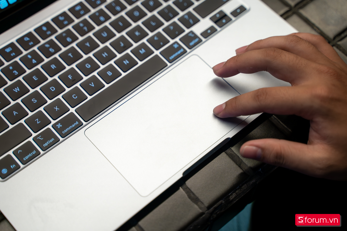 Thiết kế MacBook Air M4
