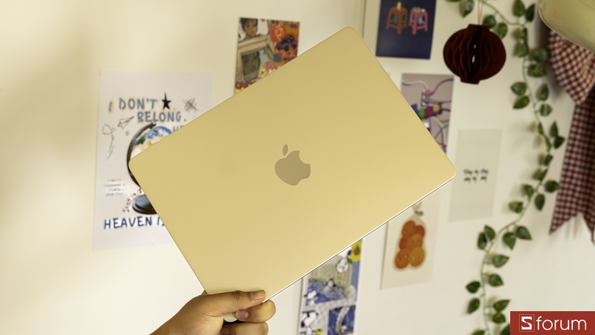 Trọng lượng của MacBook Air M5