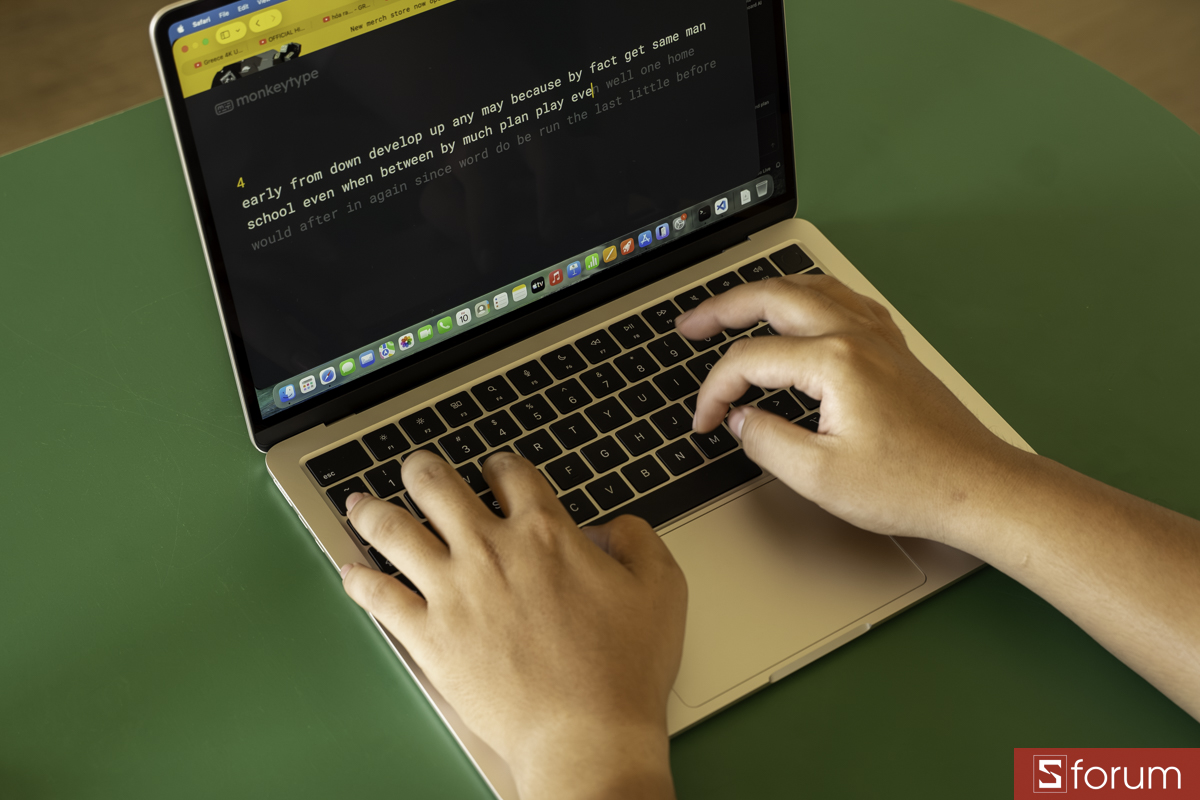 Bàn phím trên MacBook Air M5