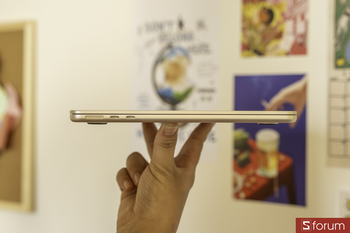Độ dày MacBook Air M5