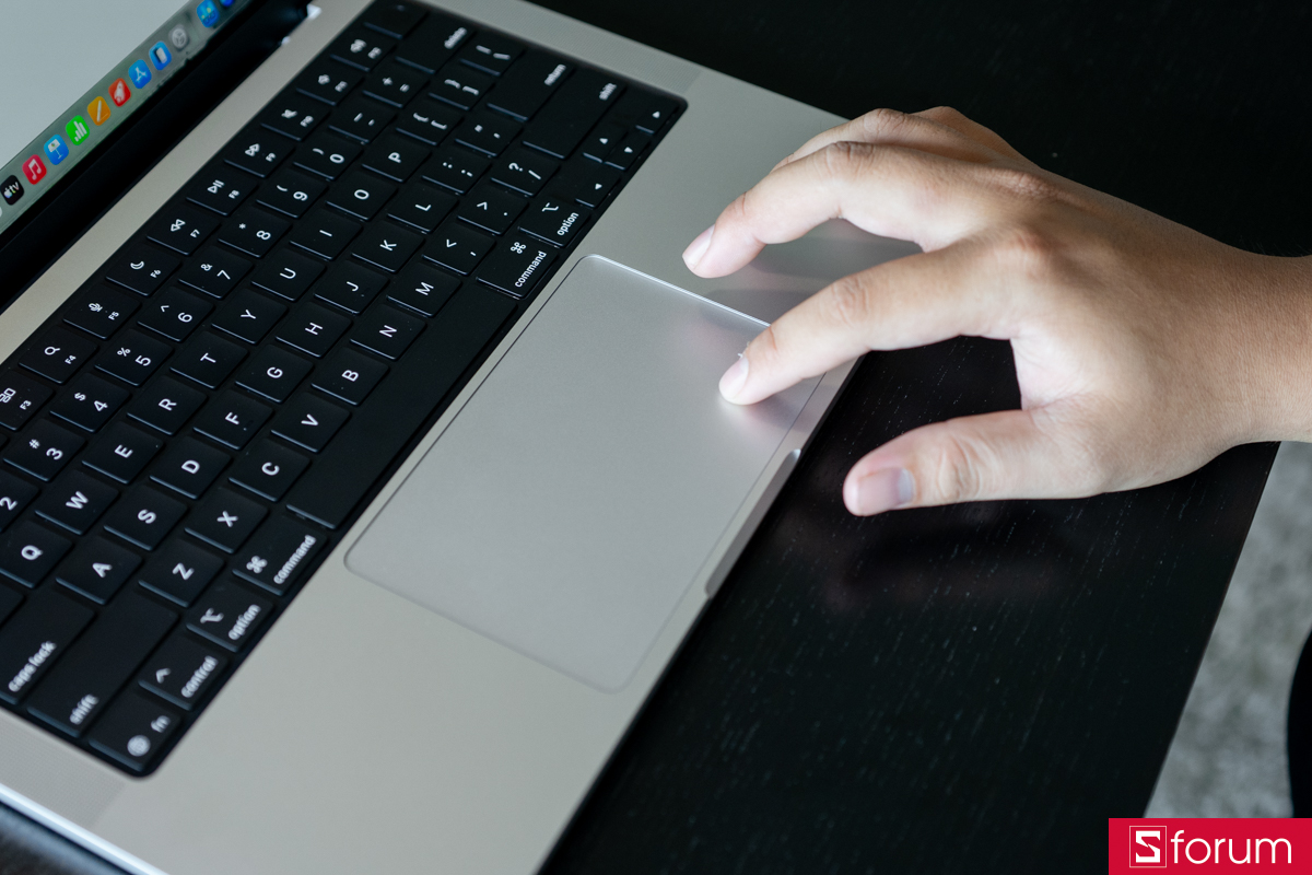 Trackpad MacBook Pro M5 14 inch