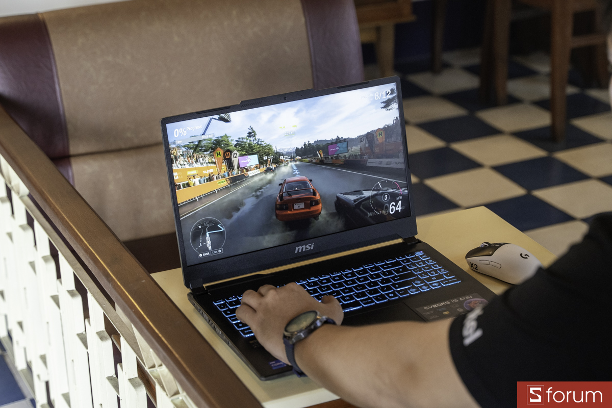 Liệu MSI Cyborg 15 A13UC có đáng mua?