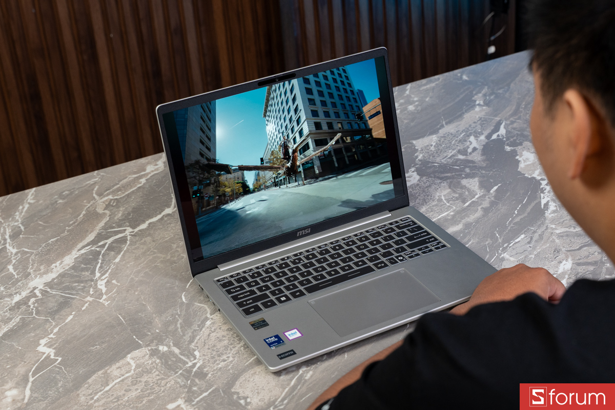 Nghe nhạc cùng MSI Modern 14S AI+