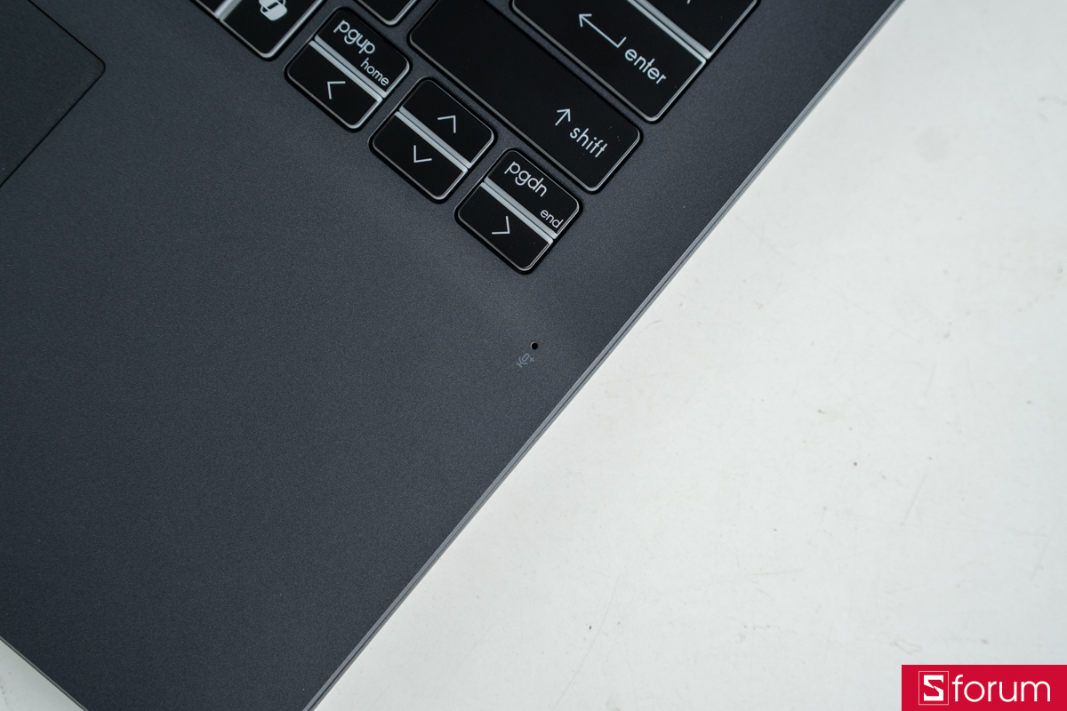 Bàn phím MSI Prestige 14 AI Studio