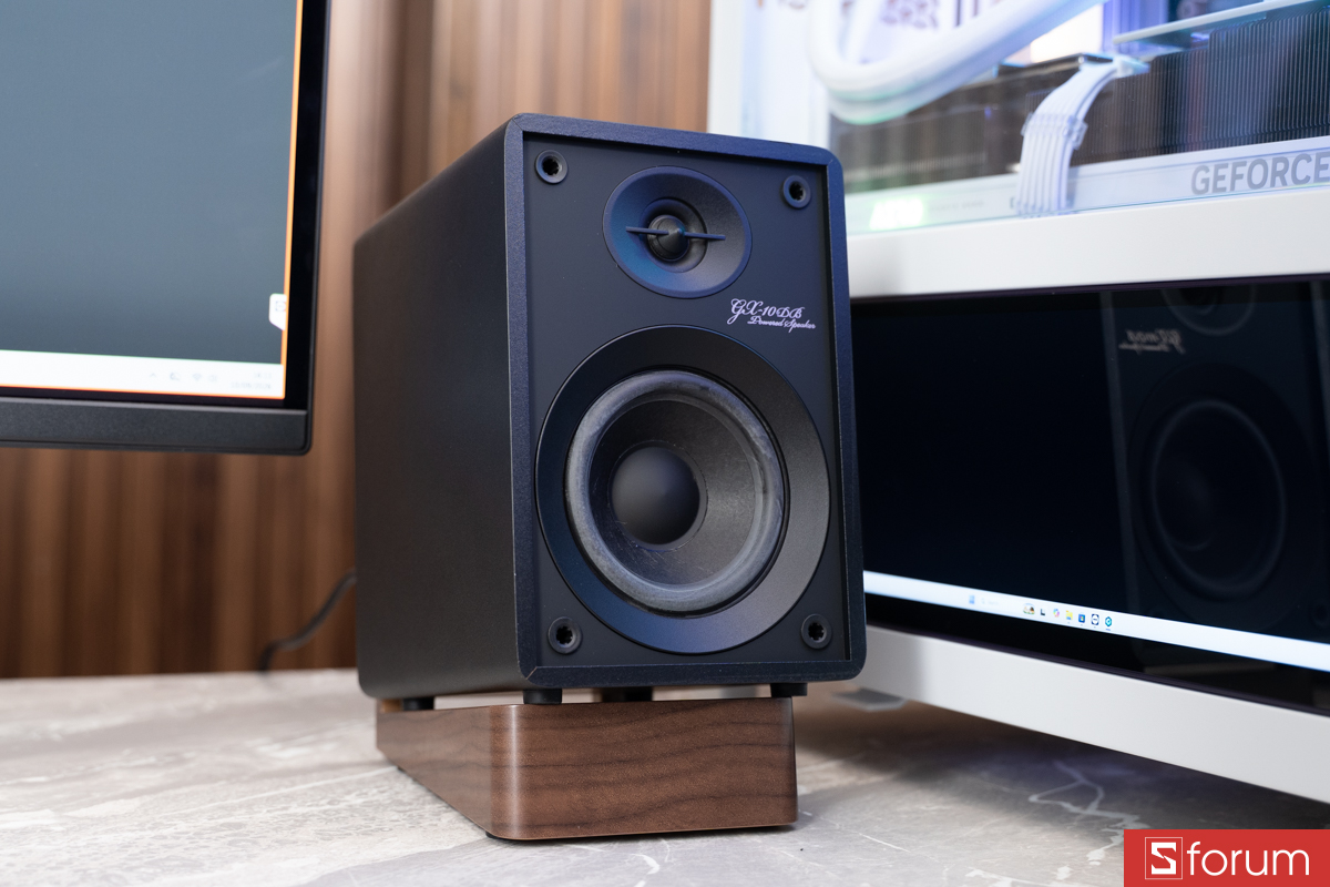 Mặt trước Onkyo GX-10DB