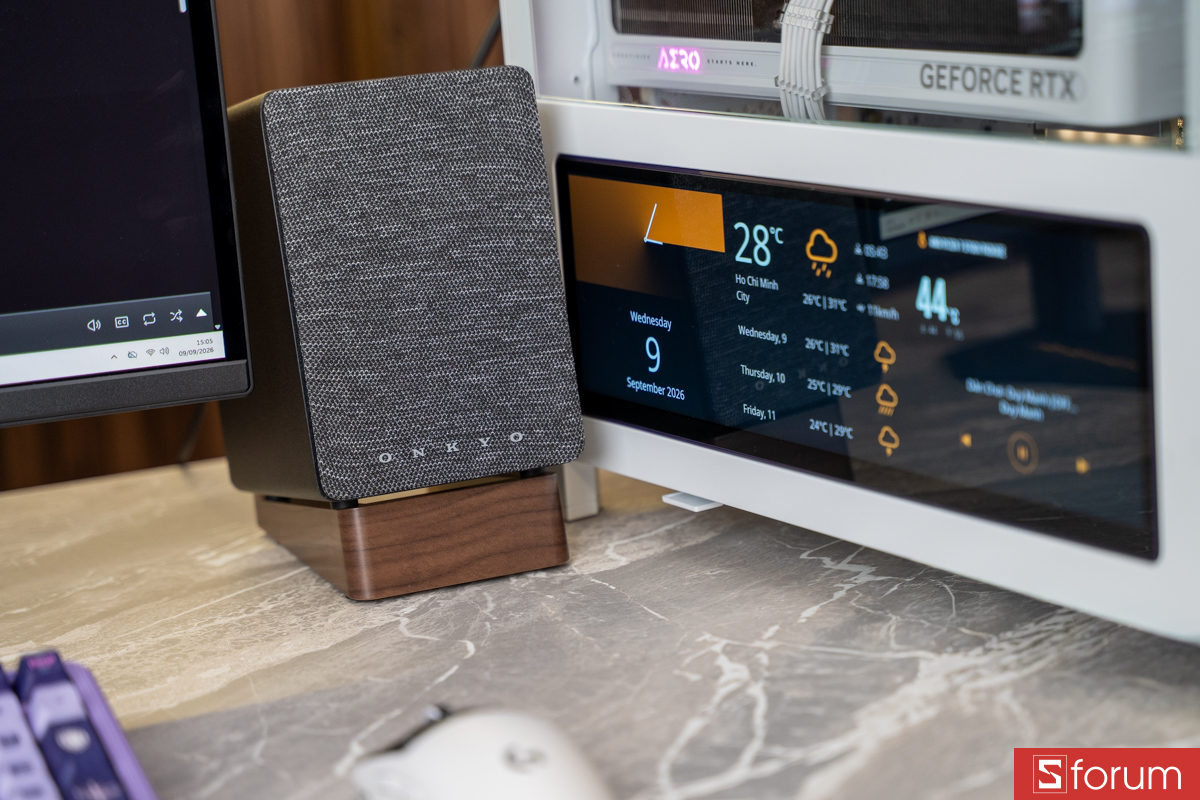 Mặt trước Onkyo GX-10DB