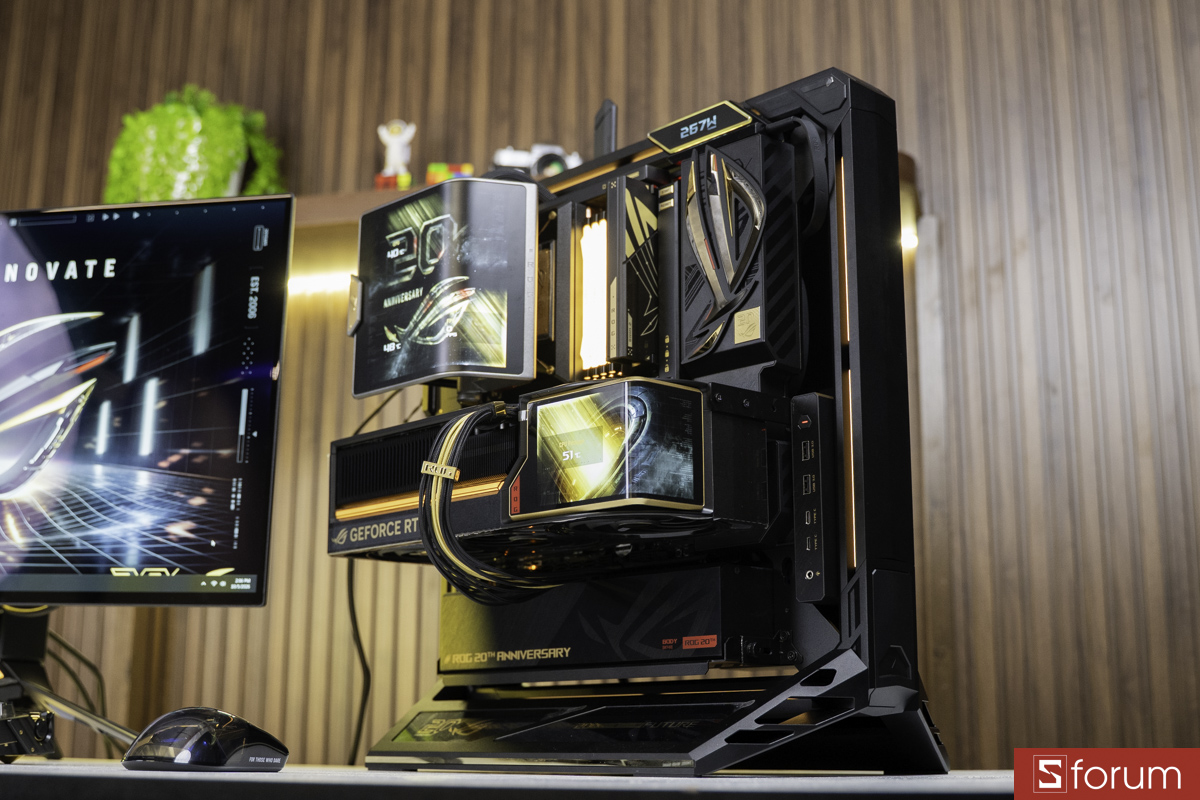 Trên tay PC ASUS ROG 20th ANNIVERSARY