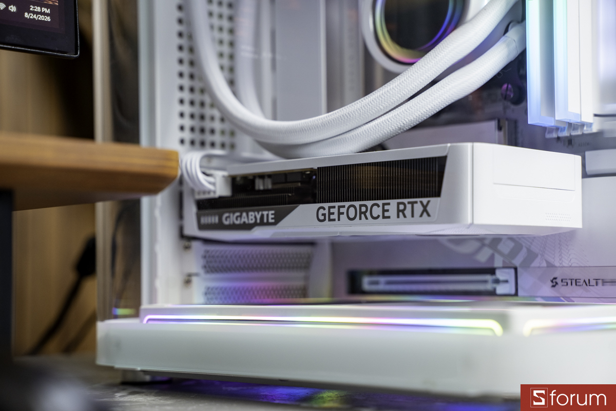 NVIDIA GeForce RTX 5070 GAMING OC 12G GIGABYTE EAGLE