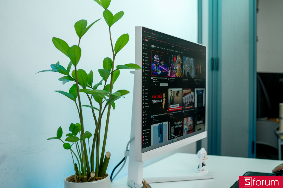 Độ dày cạnh của Philips Evnia 27M2N5901A