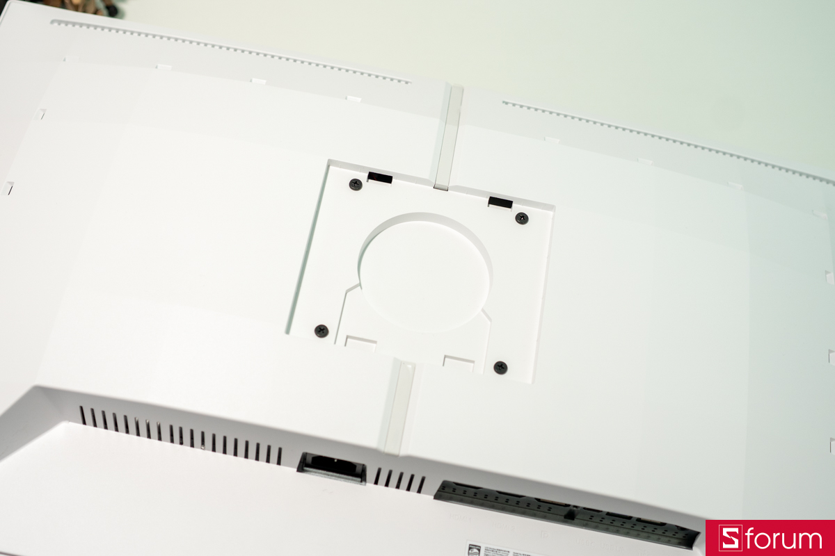 Vị trí lắp chân trụ hoặc ngàm VESA cho Philips Evnia 27M2N5901A