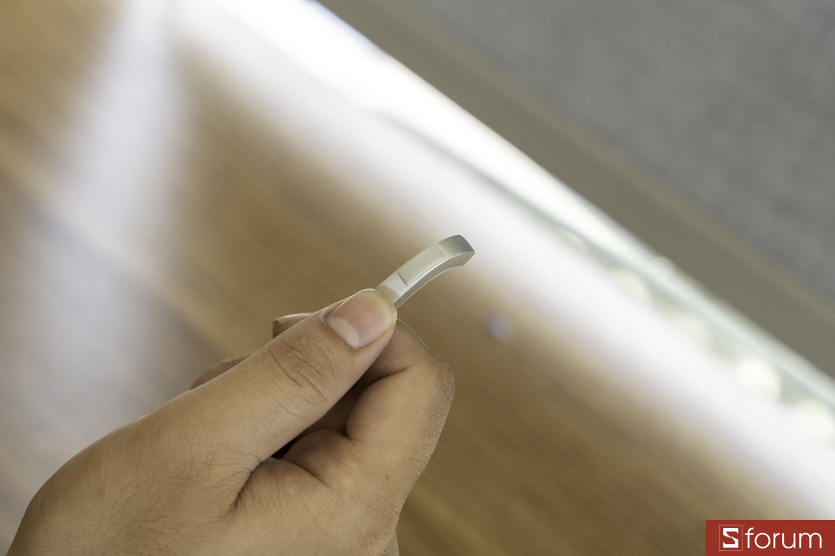 Feet cao su trên Rain Design mBar