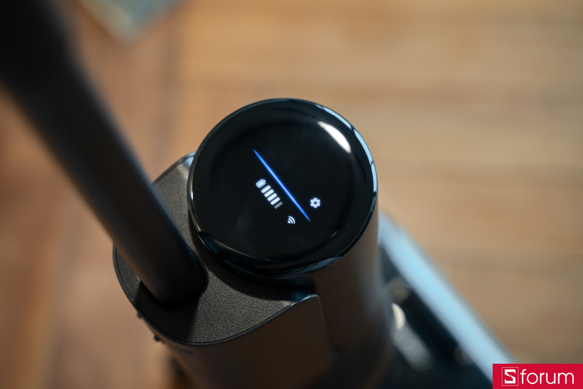 Màn hình hiển thị trên Roborock F25 Ace Pro