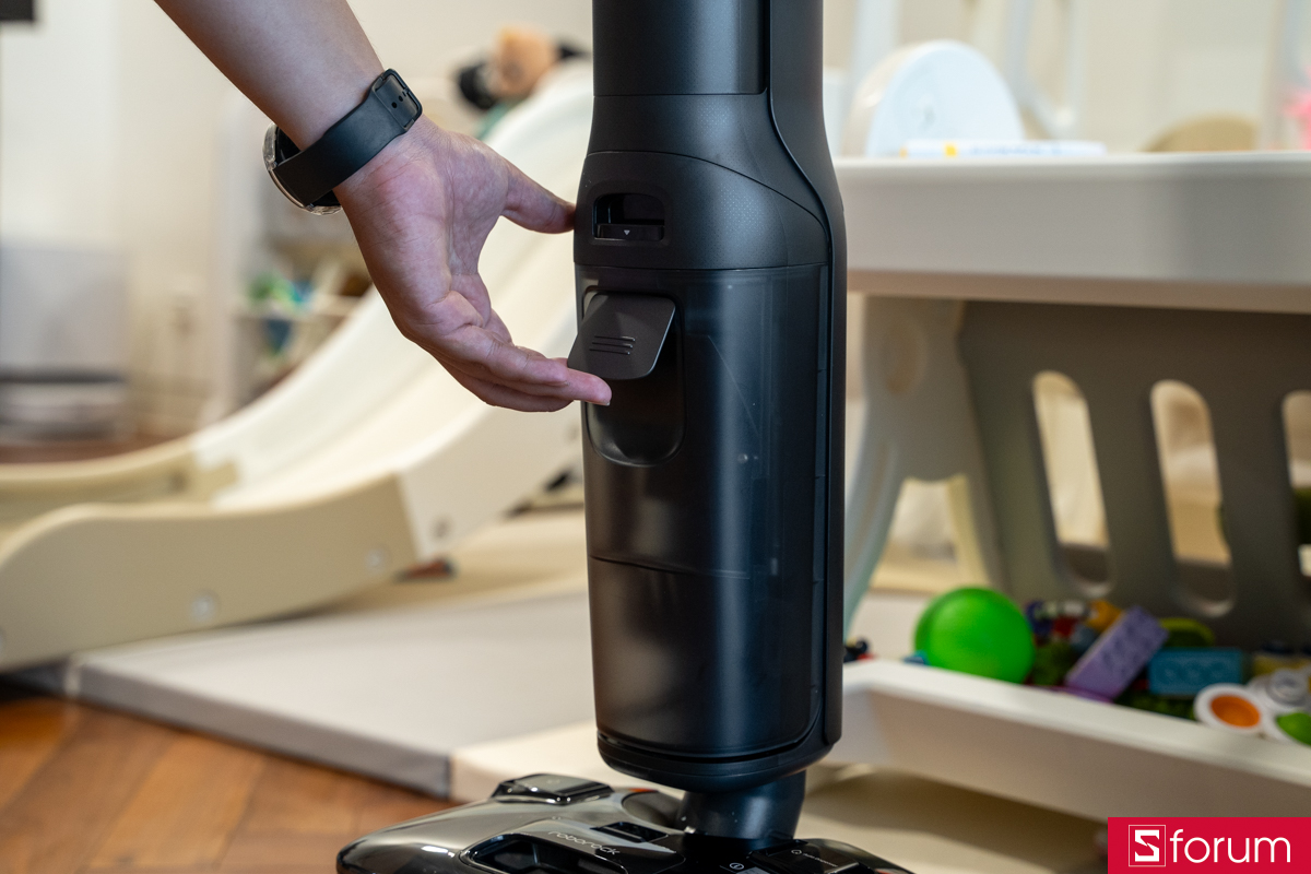 Bình chứa chất thải trên Roborock F25 Ace Pro