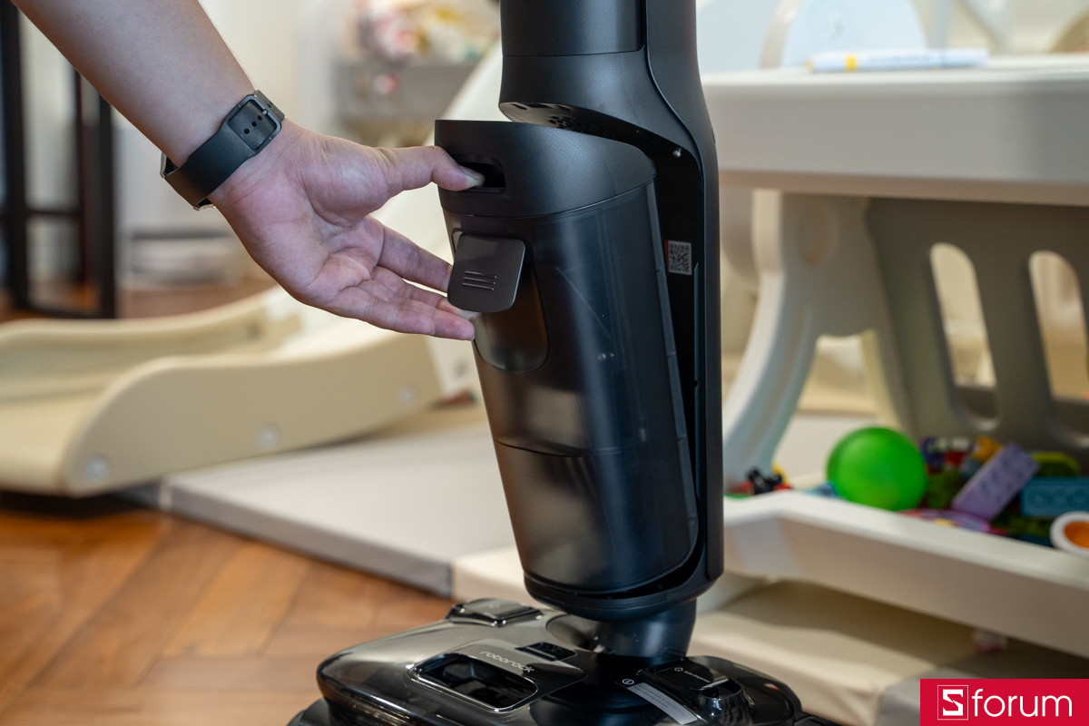 Bình chứa chất thải trên Roborock F25 Ace Pro