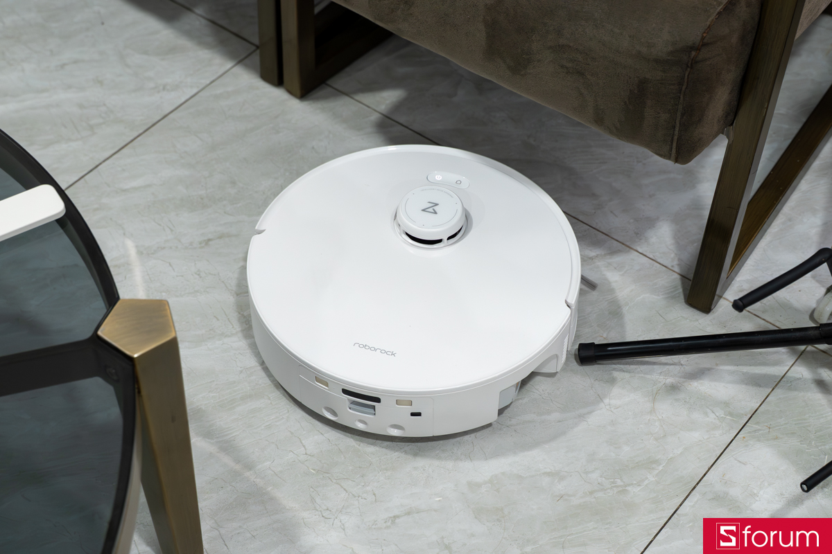 Thiết kế Roborock Qrevo Curv 2 Flow