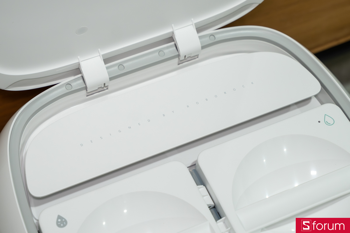 Ngăn chứa rác của Roborock Qrevo Curv 2 Flow