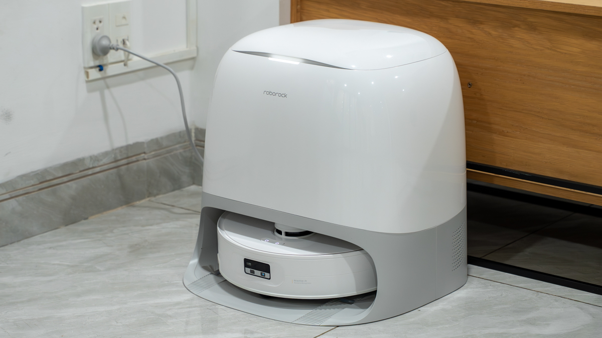 Trên tay Roborock Qrevo Curv 2 Flow: Cuộn lau 270mm, chu trình tự làm sạch đỉnh cao, AI tránh vật cản, giá 16.9 triệu