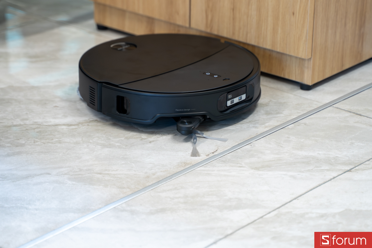 Ngoại hình Roborock Qrevo Edge 2
