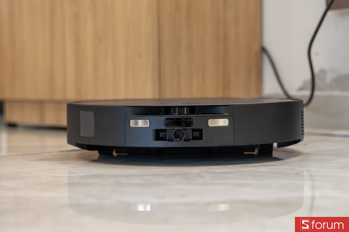 Cạnh sau Roborock Qrevo Edge 2