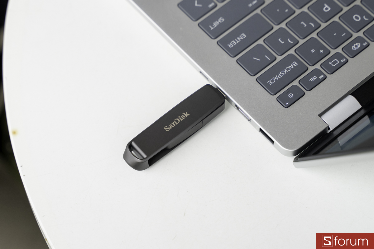 Trên tay SanDisk Extreme Pro Dual Drive 512GB