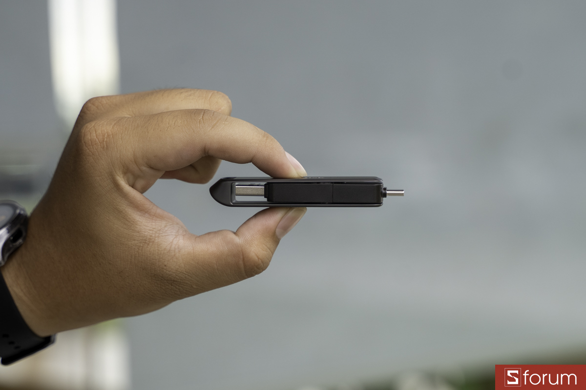 Độ nhỏ gọn của SanDisk Extreme Pro Dual Drive 512GB