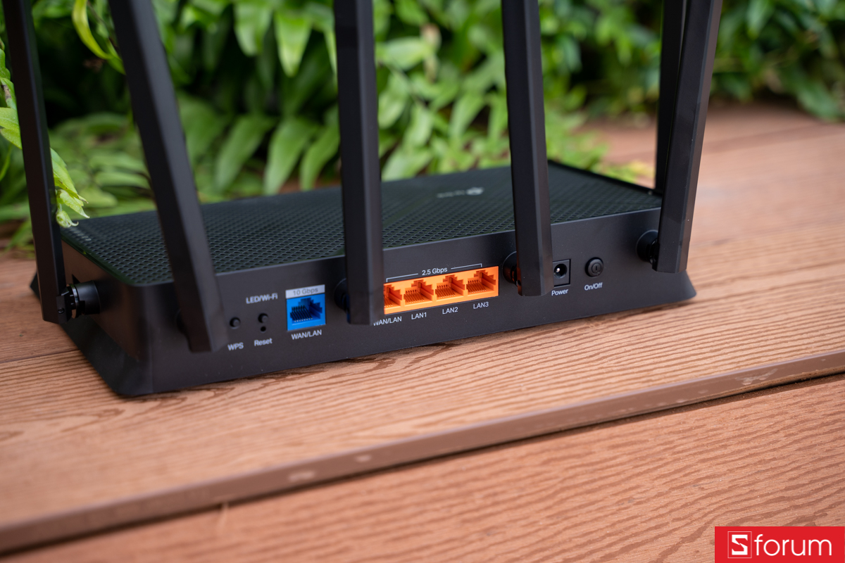 Cổng kết nối trên TP-Link Archer BE600
