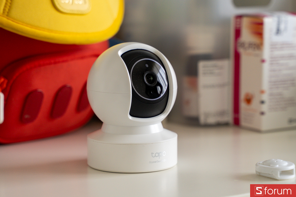 Ngoại hình TP-Link TAPO C222