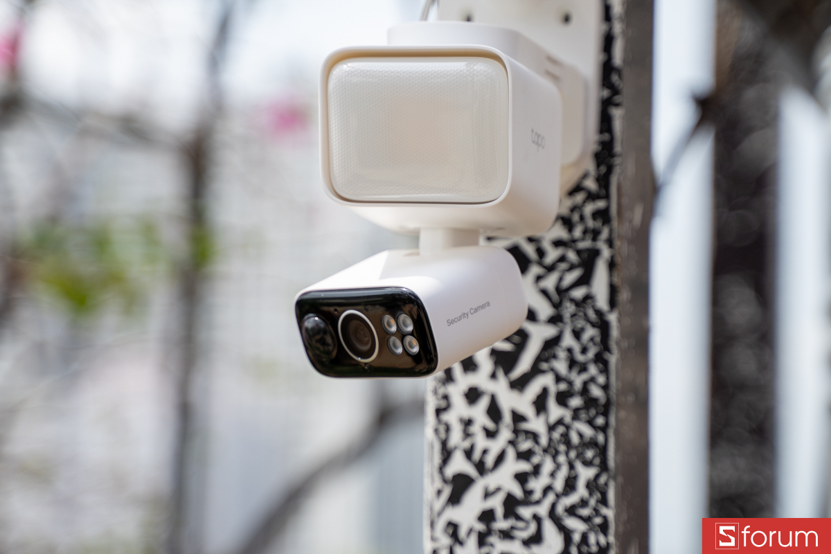 Trên tay TP-Link Tapo C615F