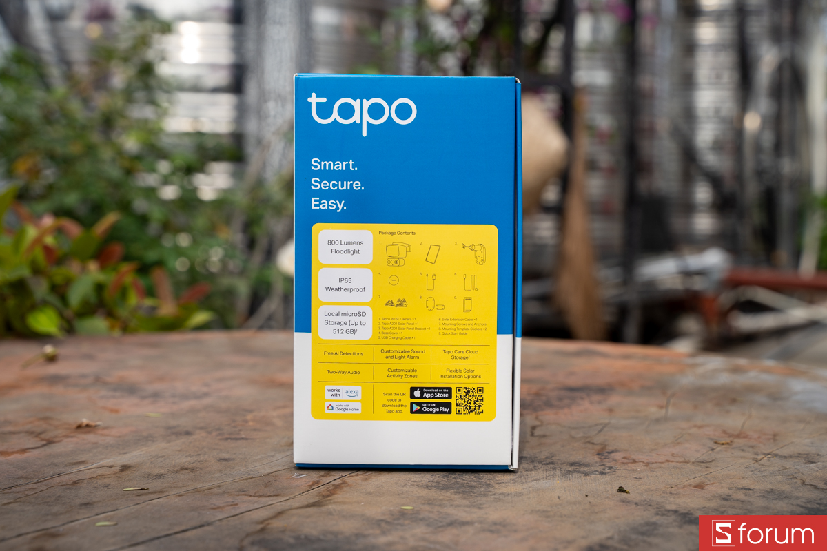 Bên hông vỏ hộp TP-Link Tapo C615F