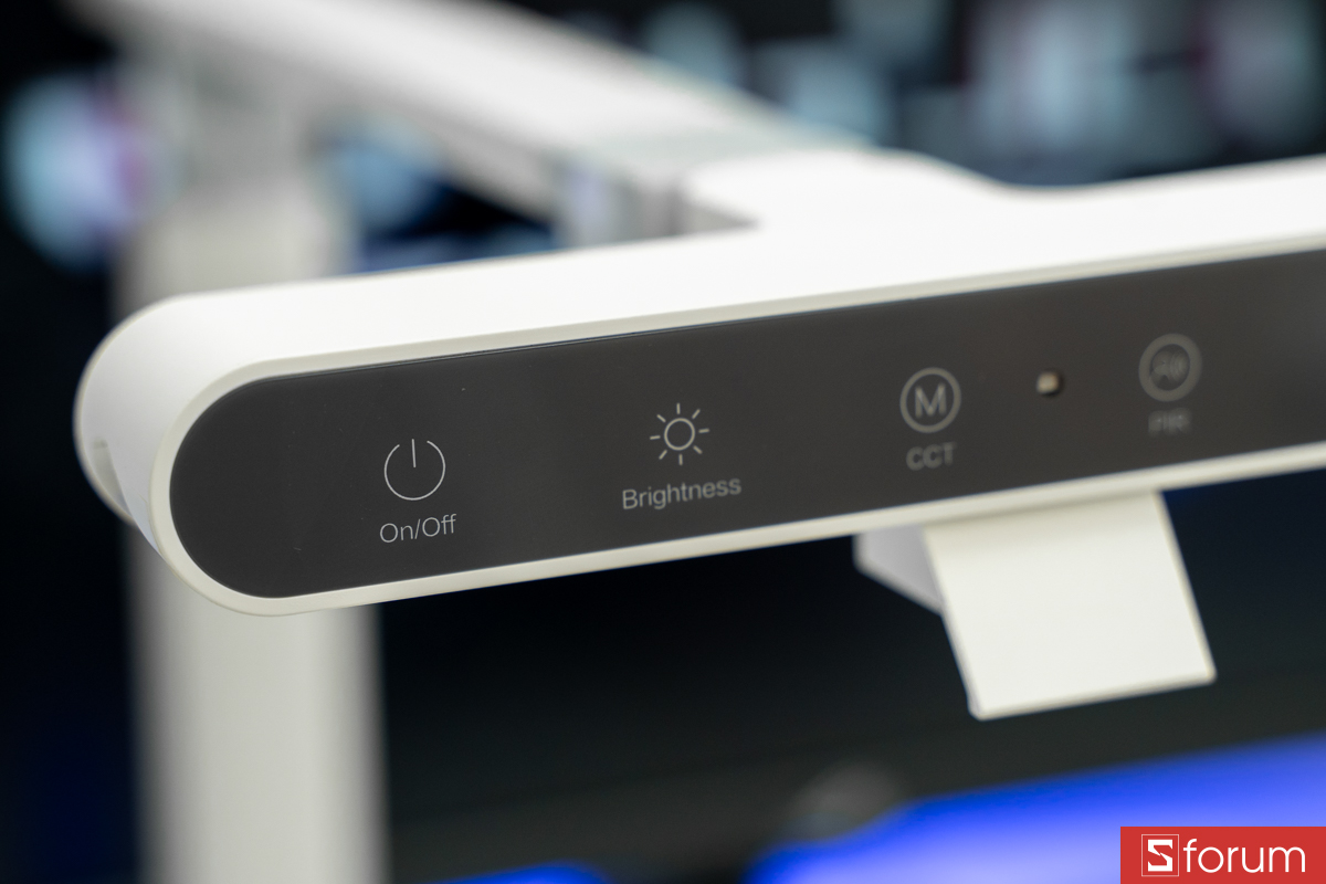 Cảm biến ánh sáng trên Velix Luxia Max