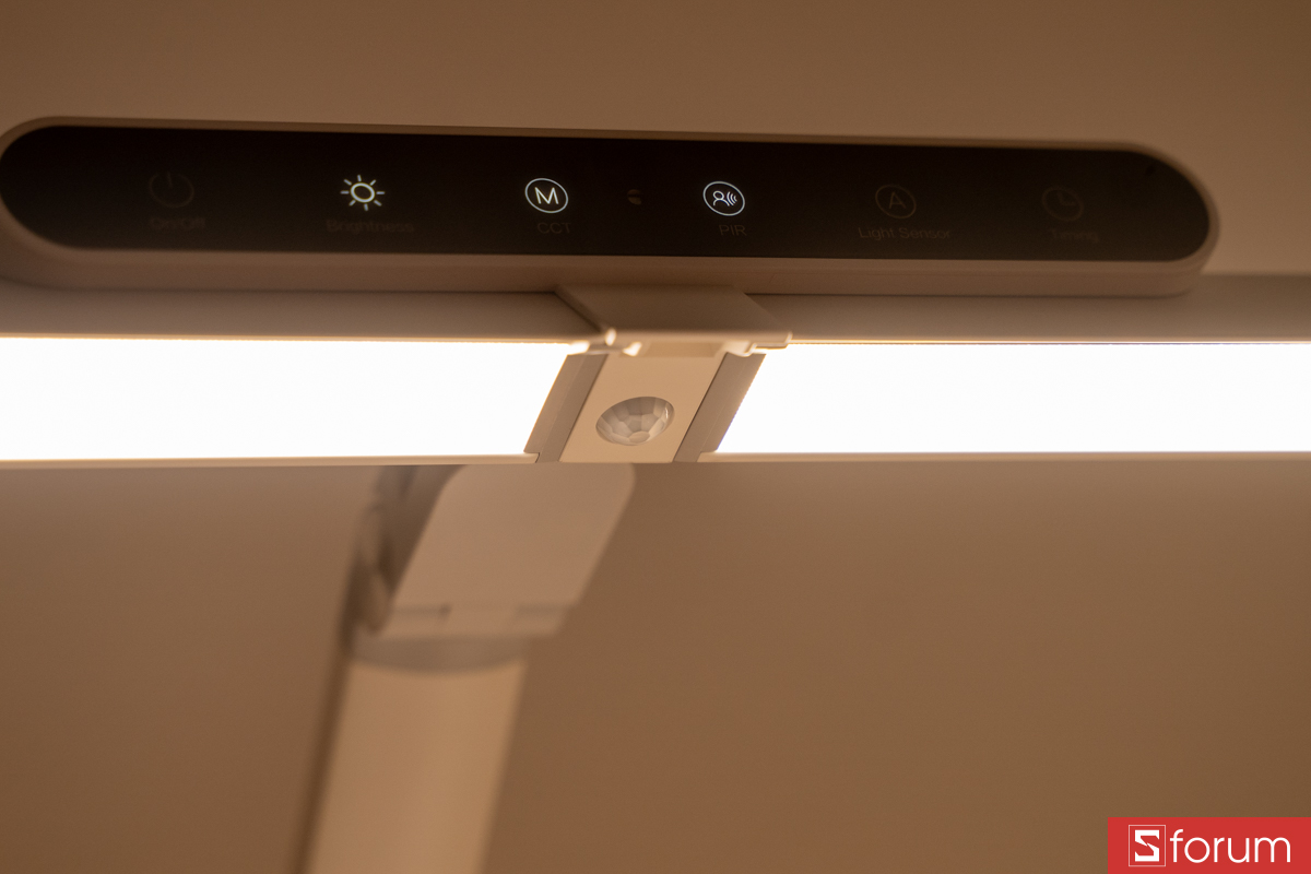 Cảm biến chuyển động trên Velix Luxia Max