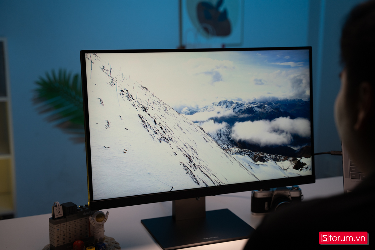 Mặt trước Viewsonic ColorPro VP2788-5K