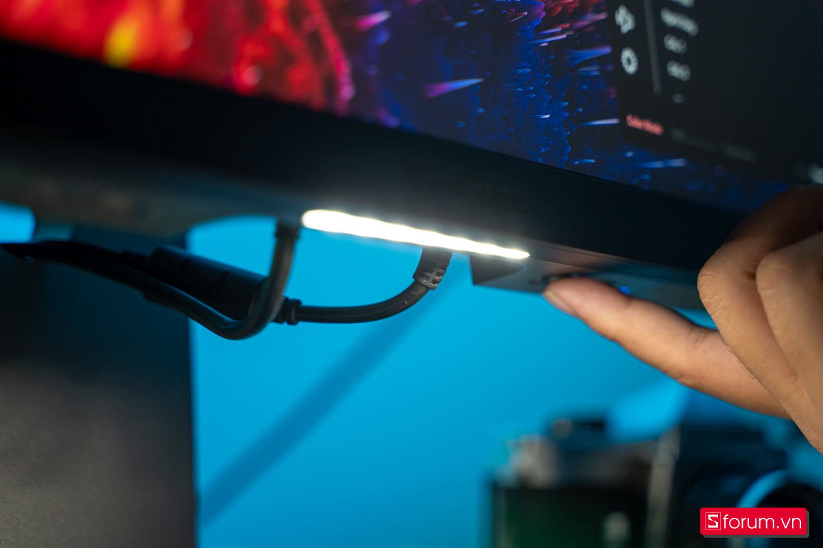 Đèn led cạnh dưới màn Viewsonic ColorPro VP2788-5K