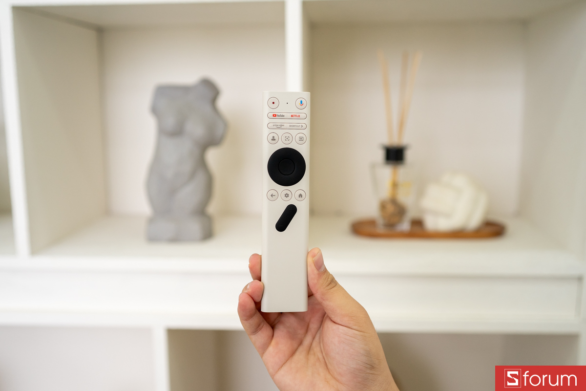 Remote đi kèm XGIMI Vibe One