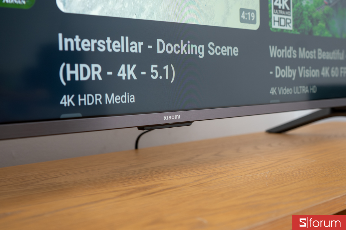 Cạnh dưới Xiaomi A Pro 4K 55 inch QLED 2026