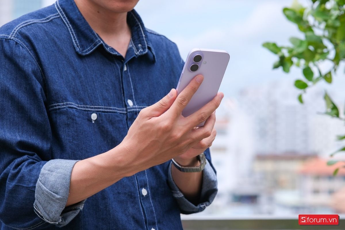 Ảnh thực tế iPhone 17 màu tím - Ai nên mua