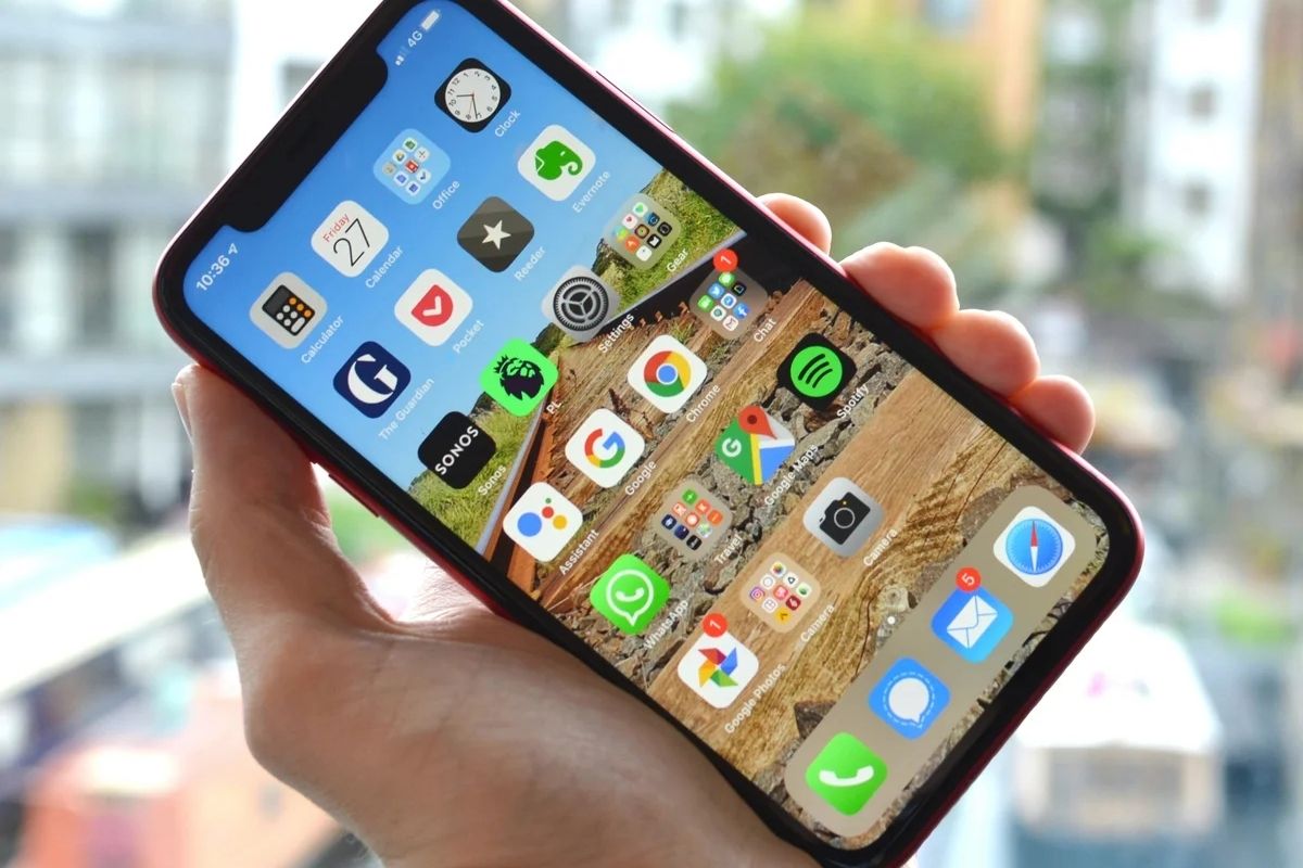 Cách bật thông báo làm sạch camera iPhone - Mẹo vệ sinh camera