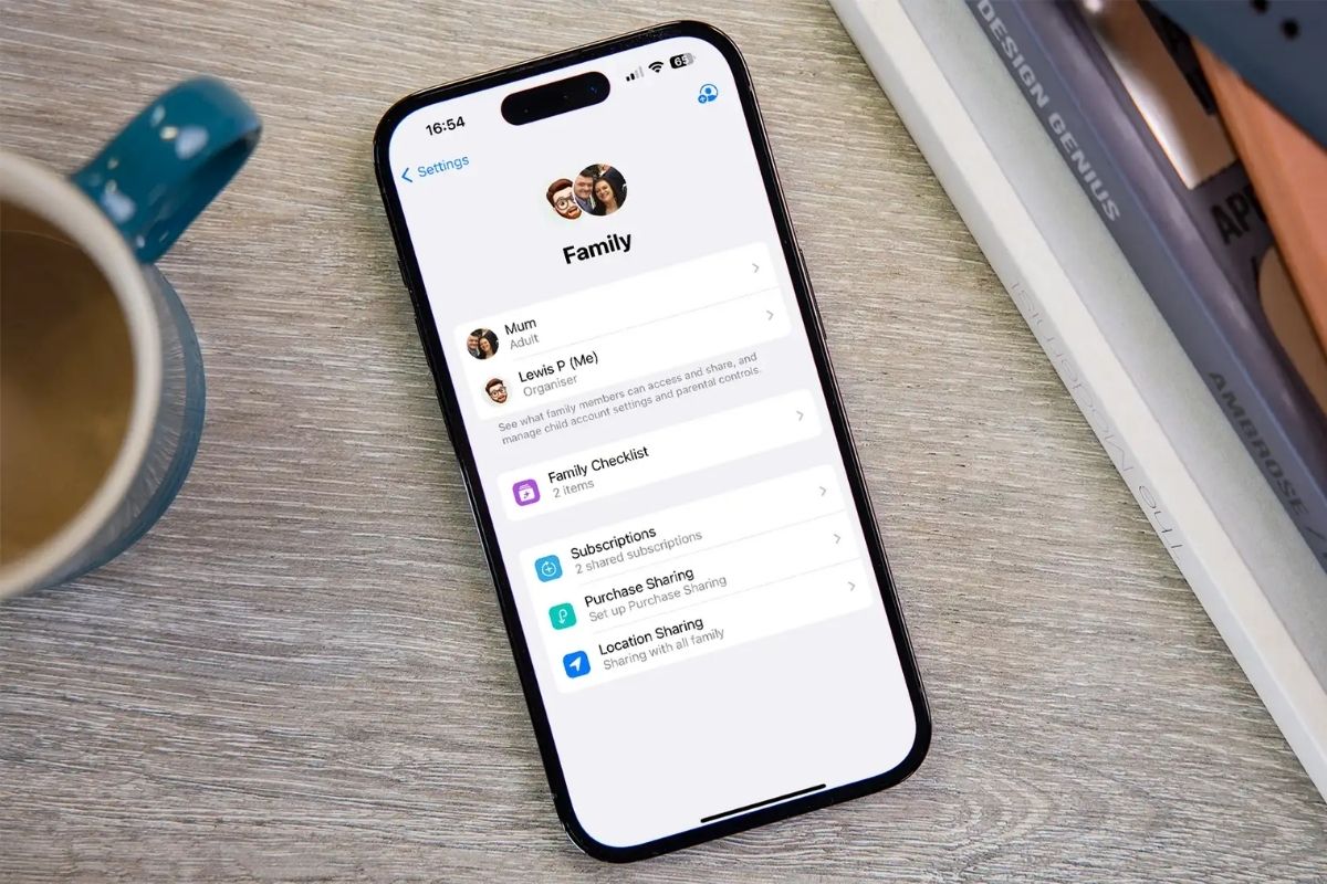 Cách thiết lập tính năng Chia sẻ trong gia đình trên iPhone là gì